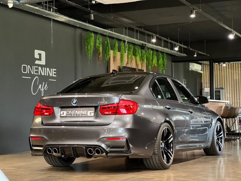 
								2018 BMW M3 Standard Edition full									