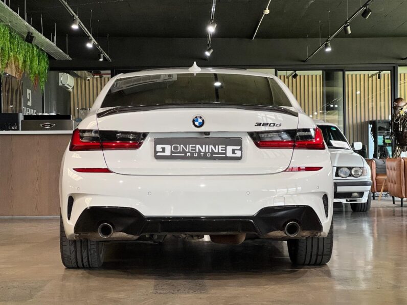 
								2022 BMW 3 Series 320d Mzansi Edition full									