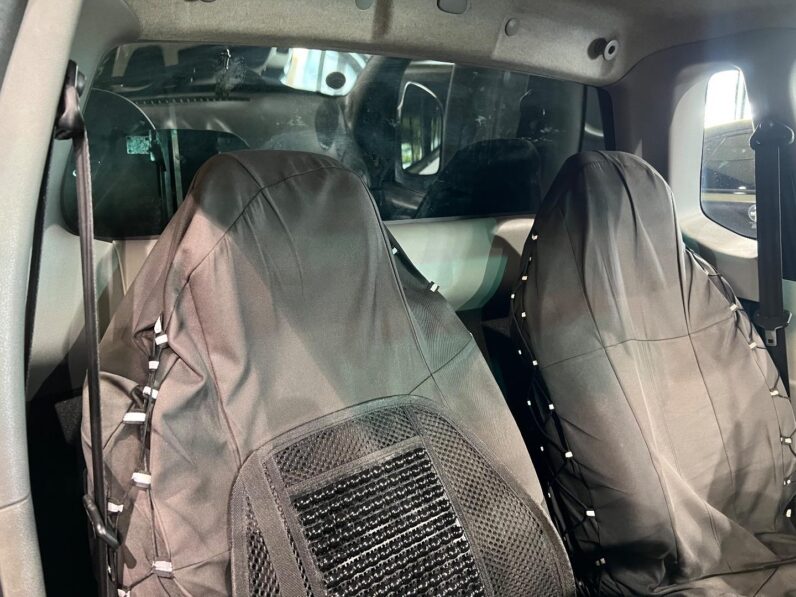 
								2019 Nissan NP200 1.6i (Aircon) Safety Pack full									