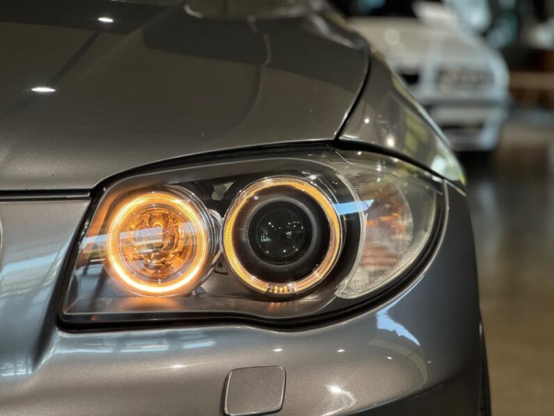 
								2010 BMW 1 Series 135i Coupe full									