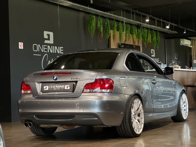 
								2010 BMW 1 Series 135i Coupe full									