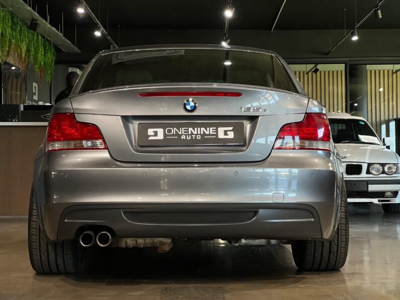 
								2010 BMW 1 Series 135i Coupe full									