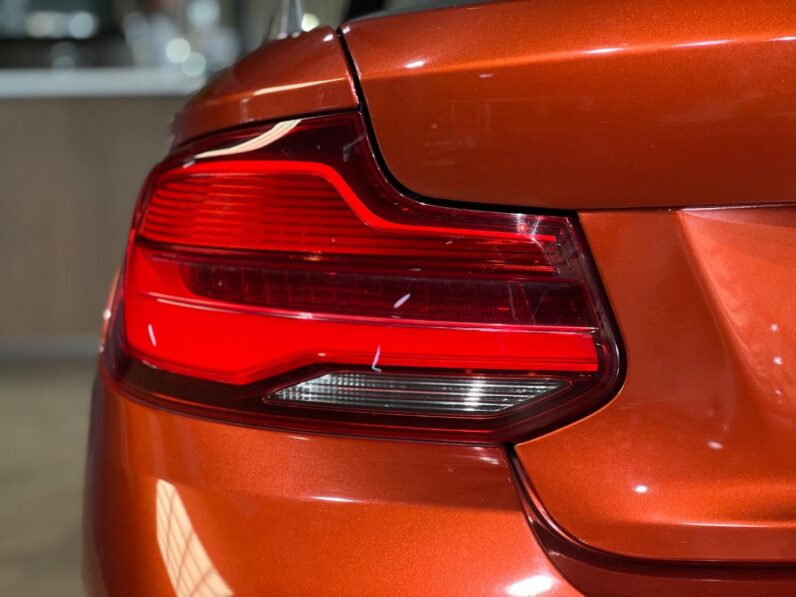 
								2018 BMW 2 Series M240i Convertible Sports-Auto full									