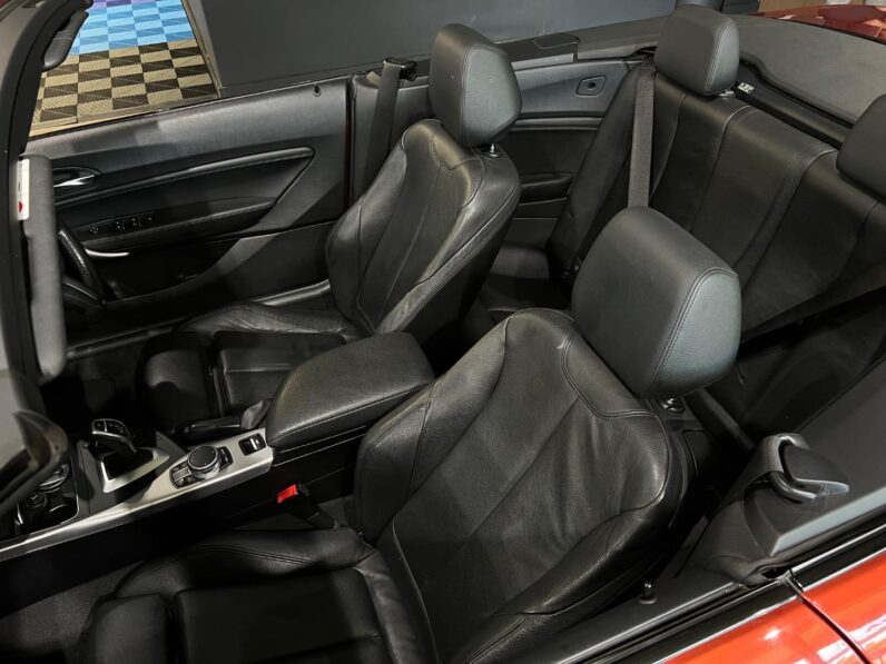 
								2018 BMW 2 Series M240i Convertible Sports-Auto full									