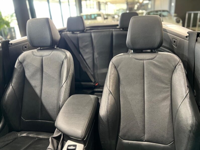 
								2018 BMW 2 Series M240i Convertible Sports-Auto full									