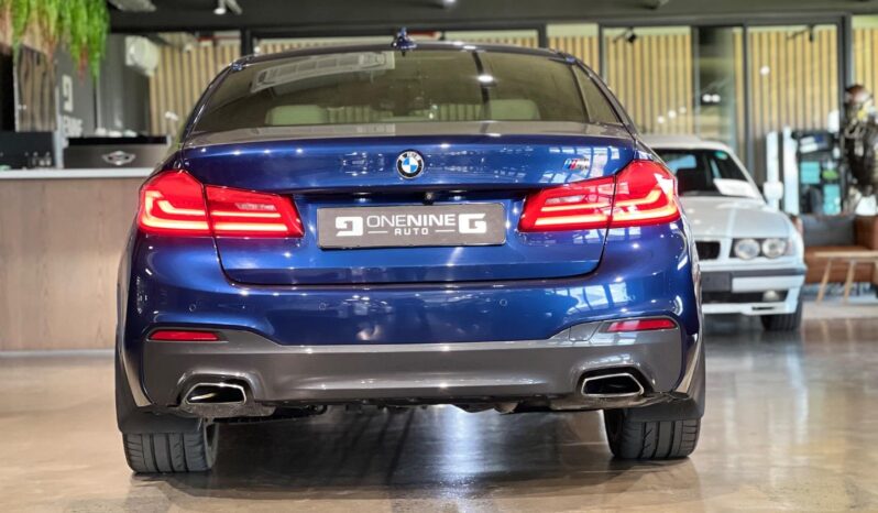 
								2017 BMW 5 Series 520d M Sport full									