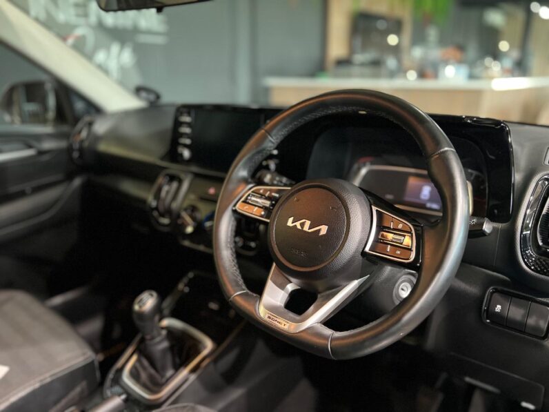 
								2021 Kia Sonet 1.5 EX full									