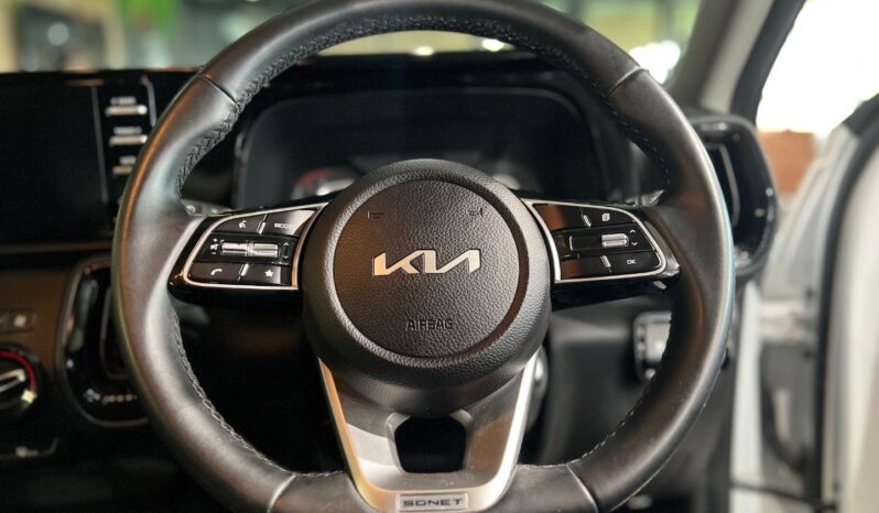 
								2021 Kia Sonet 1.5 EX full									