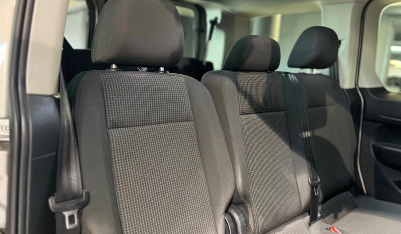 
								2022 Volkswagen Caddy Kombi 2.0TDI full									