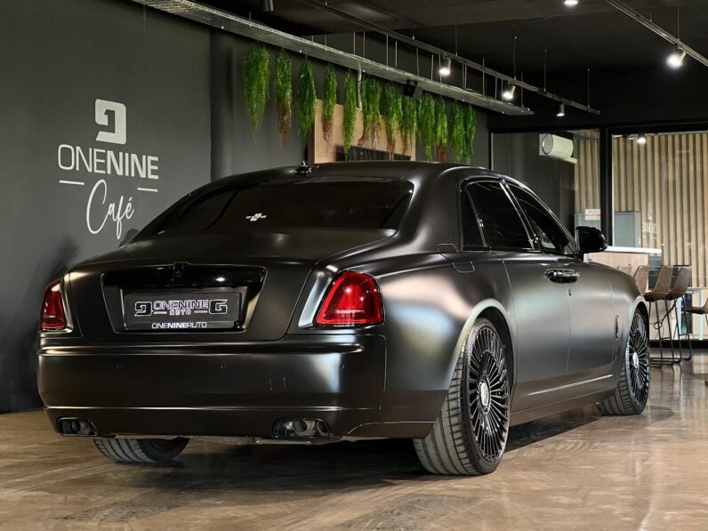 
								2016 Rolls-Royce Ghost 6.6L full									