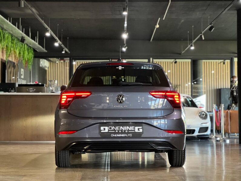 
								2024 Volkswagen Polo Hatch 1.0TSI full									