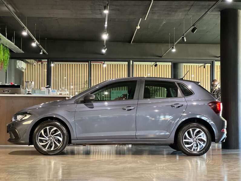 
								2024 Volkswagen Polo Hatch 1.0TSI full									