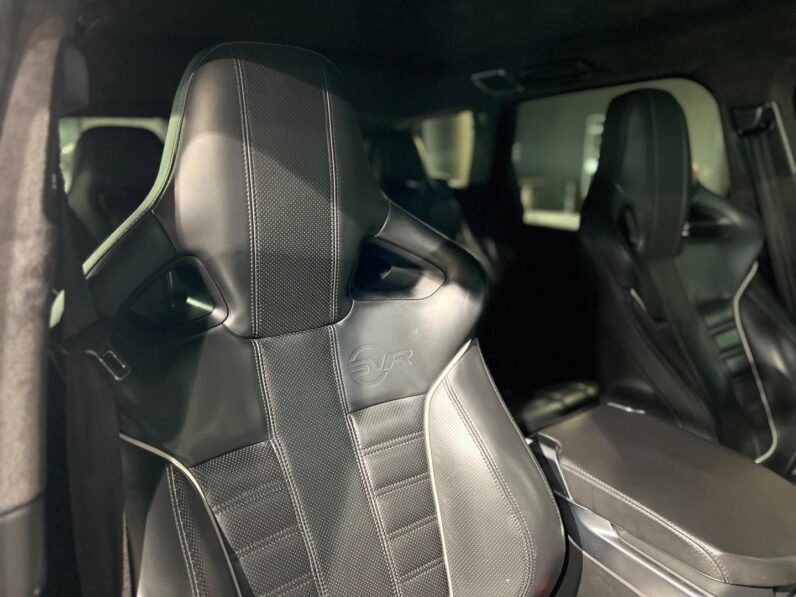 
								2017 Land Rover Range Rover Sport SVR full									