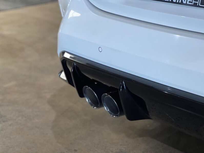 
								2023 BMW M4 Competition Coupe M xDrive full									