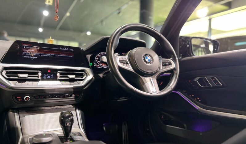 
								2019 BMW 3 Series M340i xDrive M Performance Launch Edition full									