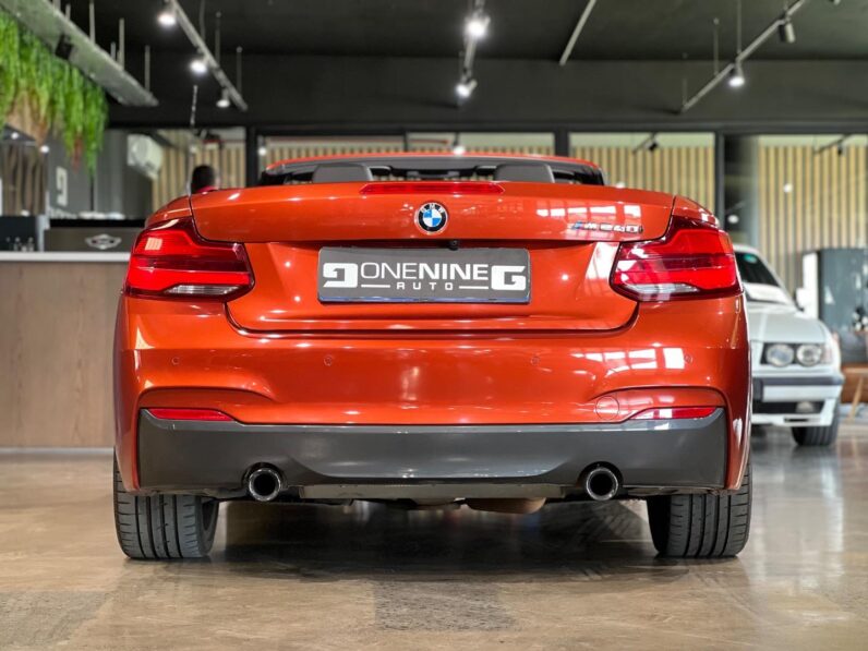 
								2018 BMW 2 Series M240i Convertible Sports-Auto full									