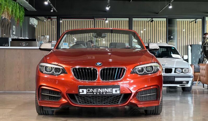 
								2018 BMW 2 Series M240i Convertible Sports-Auto full									