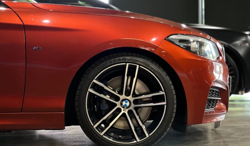 
								2018 BMW 2 Series M240i Convertible Sports-Auto full									