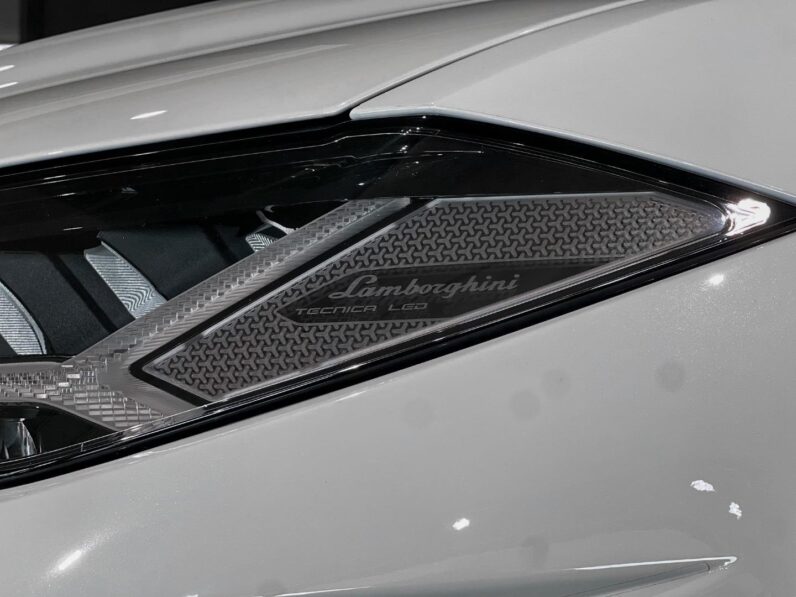 
								2019 Lamborghini Urus Urus full									