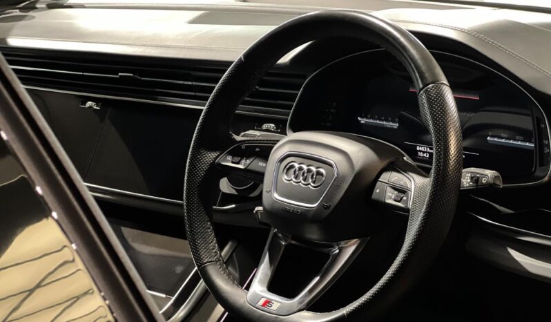 
								2021 Audi SQ8 TDI Quattro full									