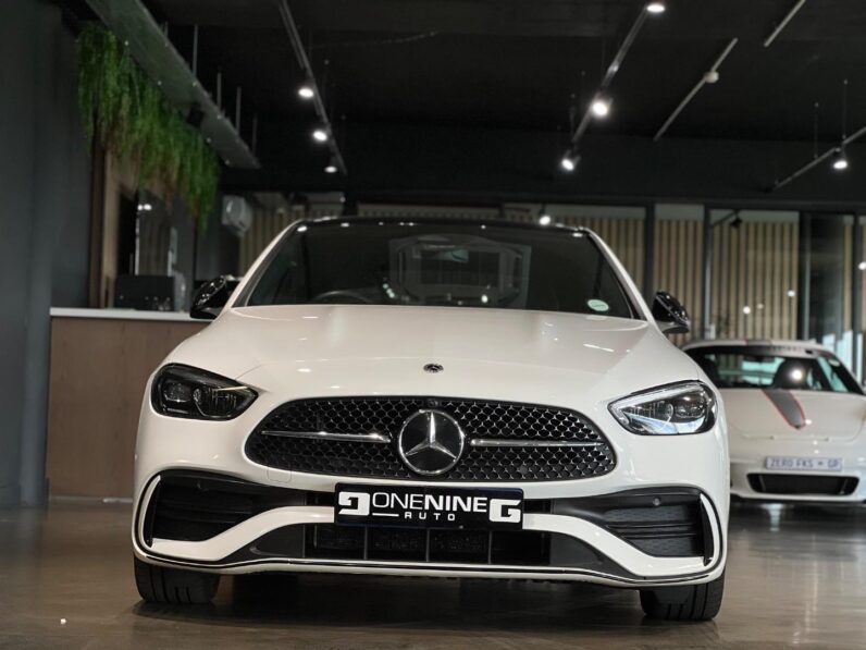 
								2023 Mercedes-Benz C-Class C200 AMG Line full									