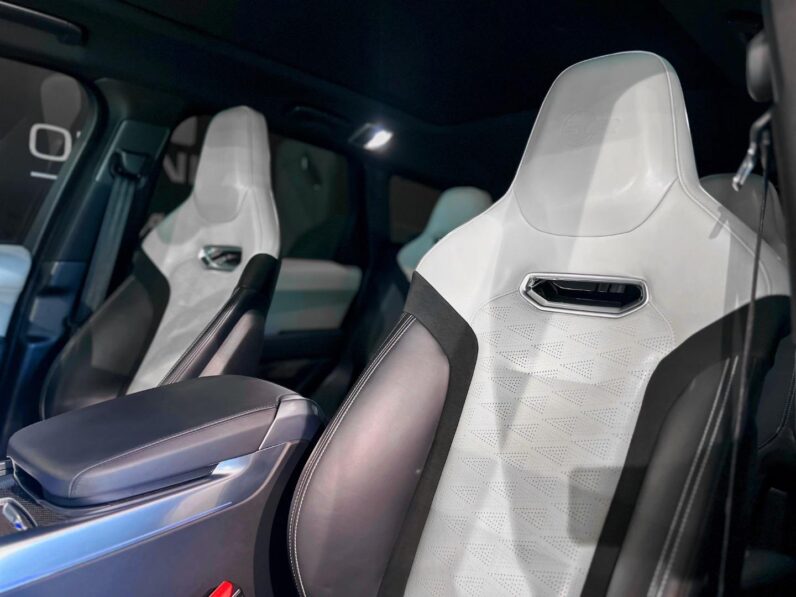 
								2020 Land Rover Range Rover Sport SVR Carbon Edition full									