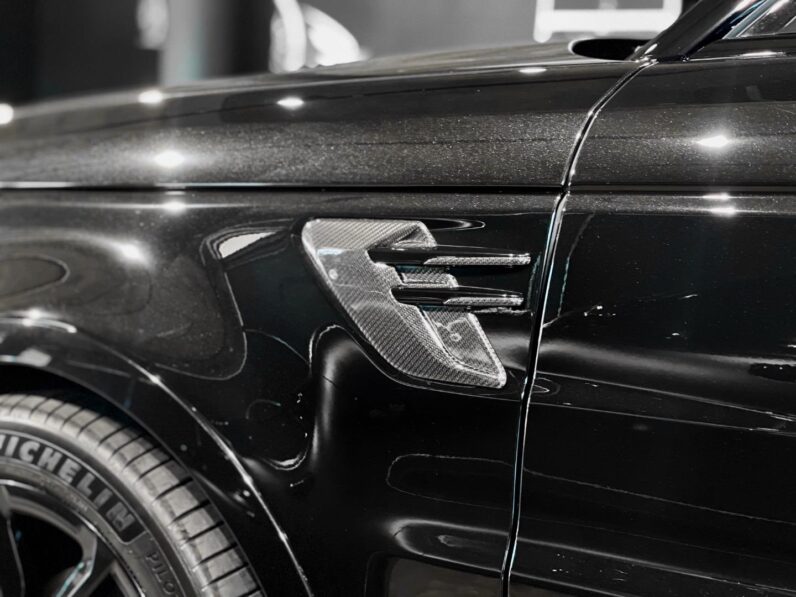 
								2020 Land Rover Range Rover Sport SVR Carbon Edition full									