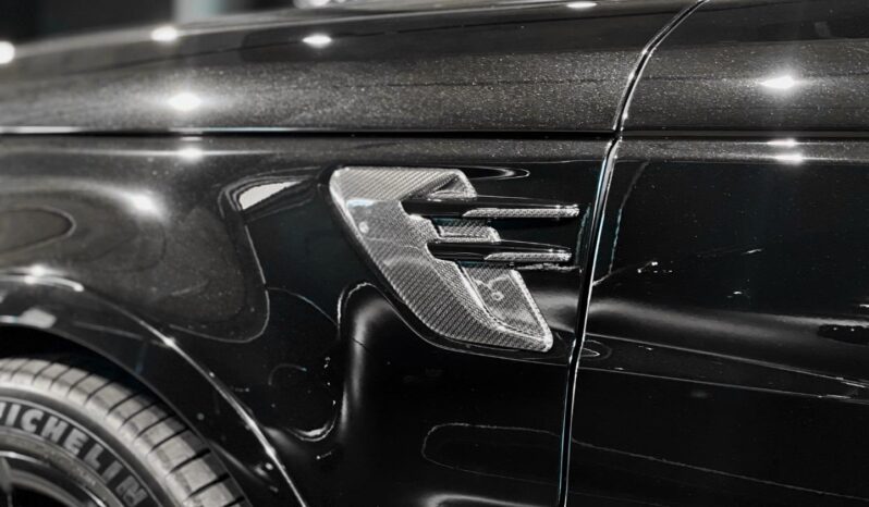 
								2020 Land Rover Range Rover Sport SVR Carbon Edition full									