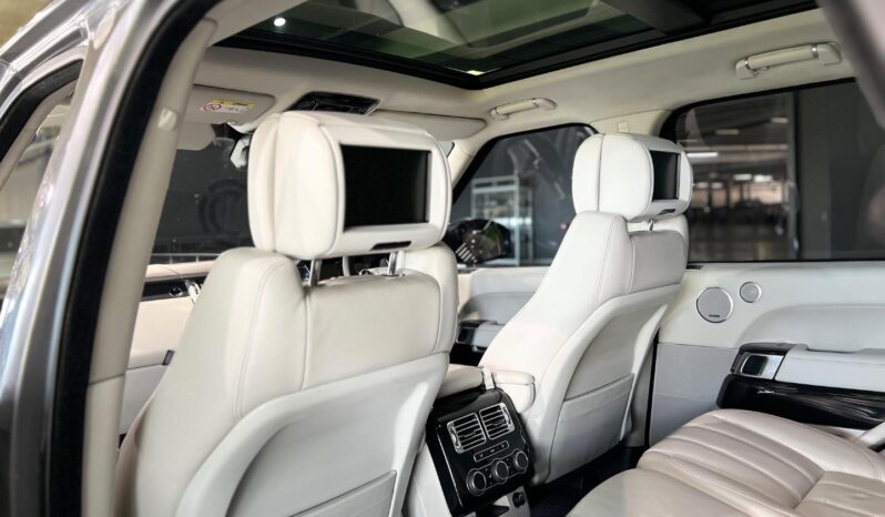 
								2014 Land Rover Range Rover Vogue SE Supercharged full									