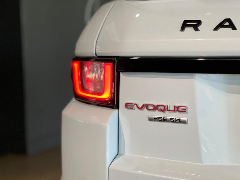 
								2017 Land Rover Range Rover Evoque Convertible HSE Dynamic Si4 full									