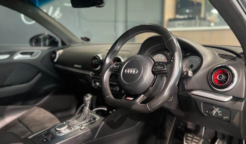 
								2015 Audi S3 Sedan Quattro full									