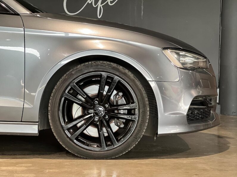 
								2015 Audi S3 Sedan Quattro full									