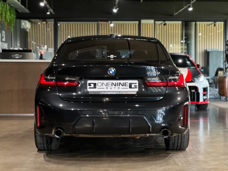 
								2022 BMW 3 Series 330i M Sport full									