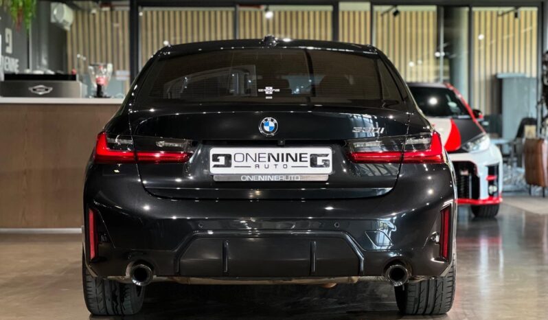 
								2022 BMW 3 Series 330i M Sport full									