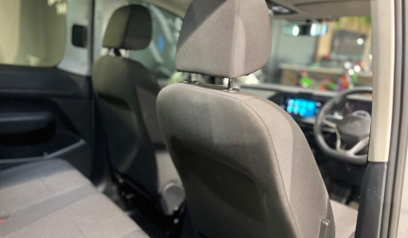 
								2022 Volkswagen Caddy Kombi 2.0TDI full									