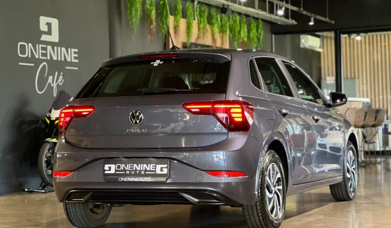 
								2024 Volkswagen Polo Hatch 1.0TSI full									