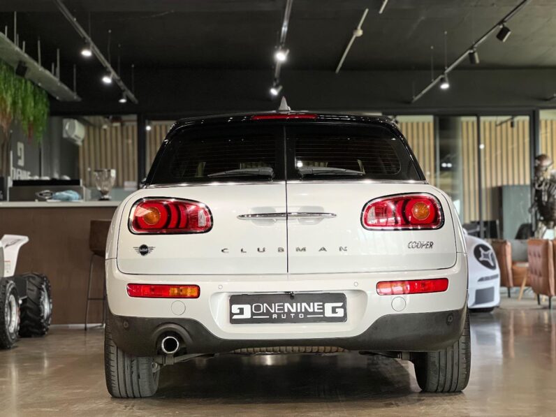 
								2020 MINI Clubman Cooper Clubman full									