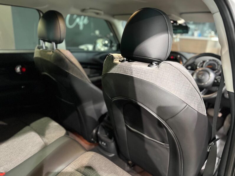 
								2020 MINI Clubman Cooper Clubman full									