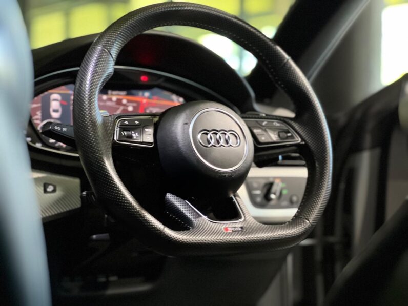 
								2018 Audi RS5 Coupe Quattro full									