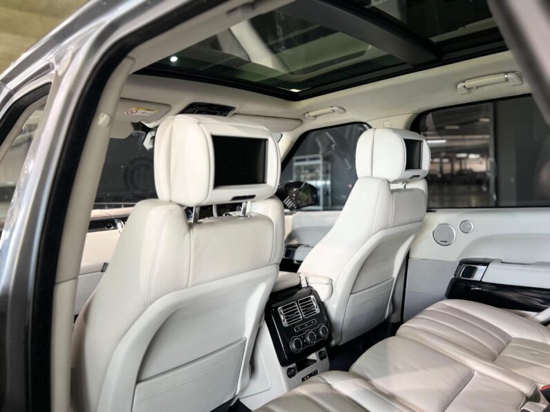 
								2014 Land Rover Range Rover Vogue SE Supercharged full									