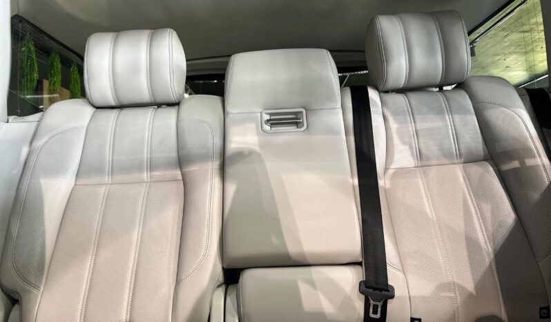 
								2014 Land Rover Range Rover Vogue SE Supercharged full									