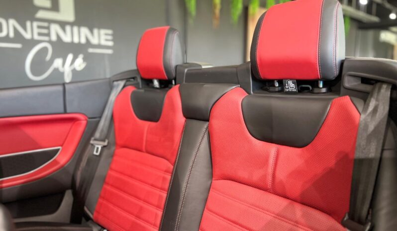 
								2017 Land Rover Range Rover Evoque Convertible HSE Dynamic Si4 full									