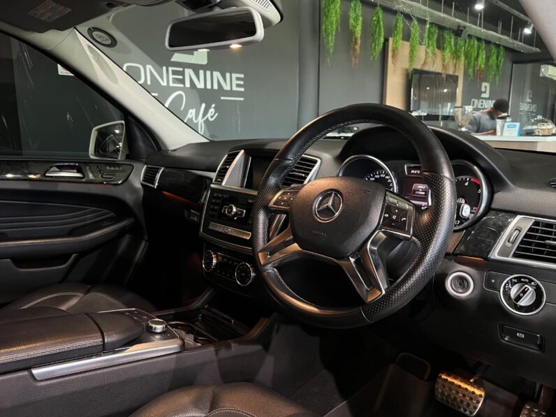 
								2013 Mercedes-Benz ML ML350 BlueTec full									