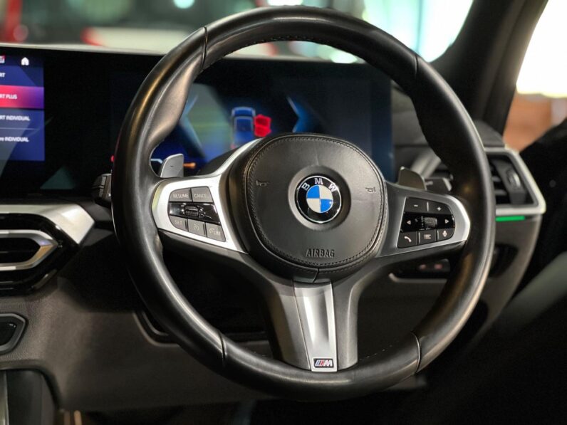 
								2022 BMW 3 Series 330i M Sport full									