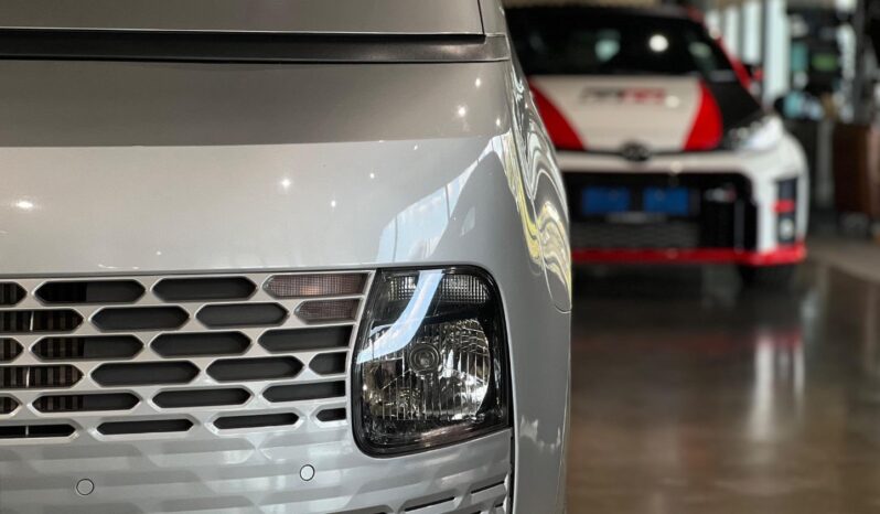 
								2023 Hyundai Staria 2.2D Executive 9-seater full									