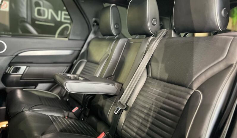 
								2021 Land Rover Discovery D300 R-Dynamic HSE full									