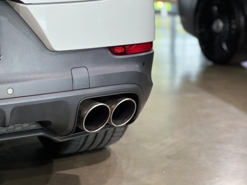 
								2020 Porsche Cayenne S full									