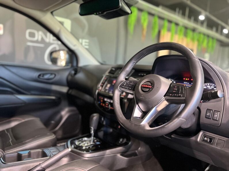 
								2023 Nissan Navara 2.5DDTi Double Cab PRO-2X full									