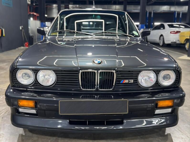 
								1989 BMW M3 E30 Coupe full									