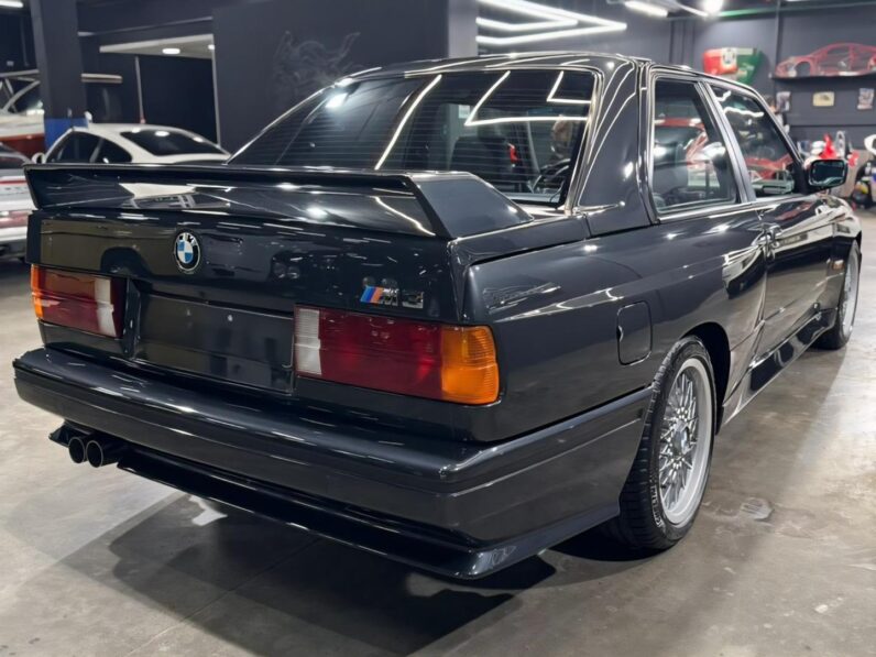 
								1989 BMW M3 E30 Coupe full									